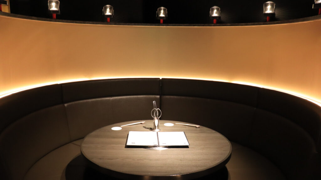 テーブル席②円卓